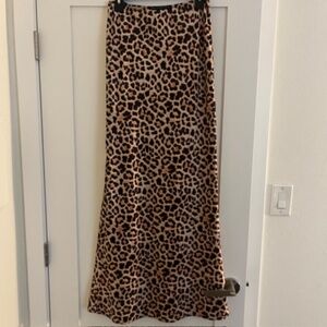 Missguided Leopard Print Maxi Skirt (Med)